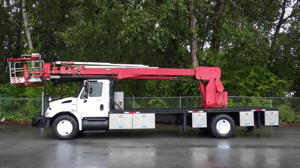 2010 International 4300 Durastar  Bucket Flat Deck Truck 3 Seater Diesel image 6