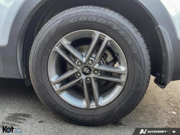 2017 HYUNDAI SANTA FE SPORT image 6