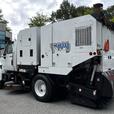 2012 International DuraStar 4300 M6000 Schwarze Sweeper Diesel thumbnail image 7