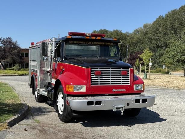 1991 International 4600 HALE Pumper Firetruck image 2