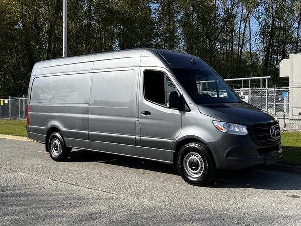 2021 Mercedes-Benz Sprinter 2500  High Roof Cargo Van 170-inch WheelBase 3 Seate image 1