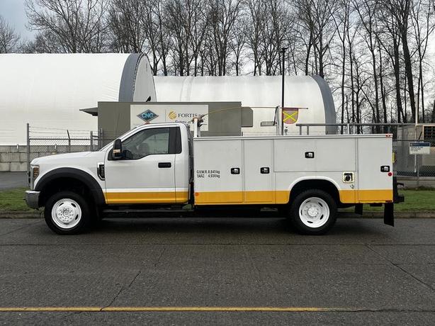 2019 Ford F-550 Service Truck 4WD image 6