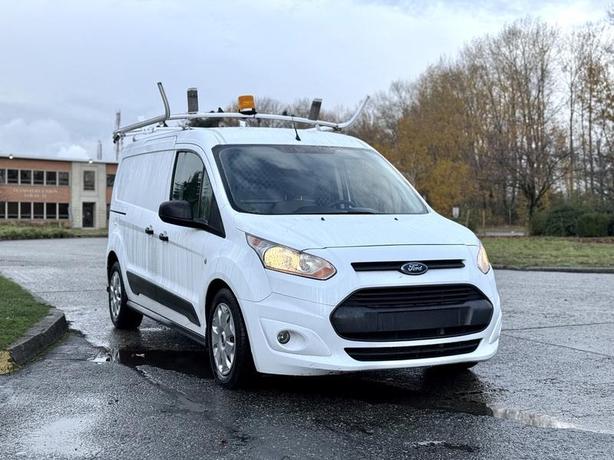 2017 Ford Transit Connect XLT Cargo Van with Rear Shelves image 2