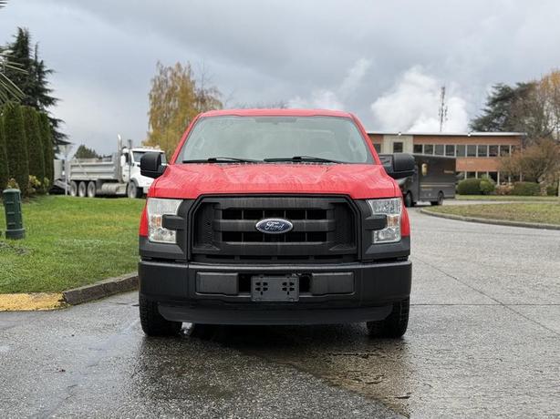 2015 Ford F-150 XL SuperCab 2WD with 6.5-Foot Box image 3