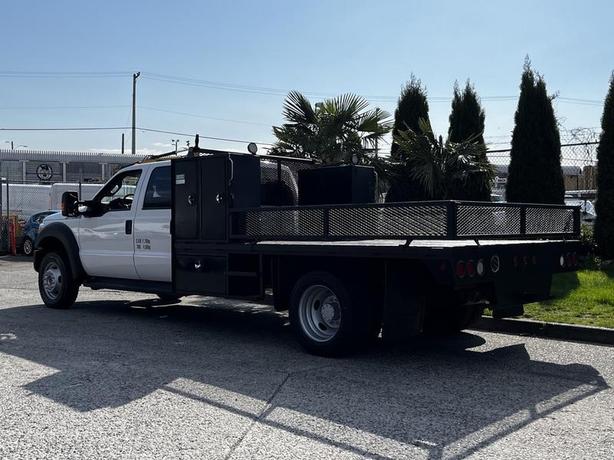 2016 Ford F-550 Crew Cab 12-Foot Flat Deck 4WD image 7