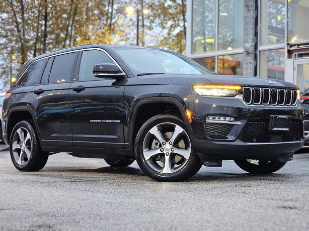 2023 Jeep Grand Cherokee 4xe 4x4 image 3