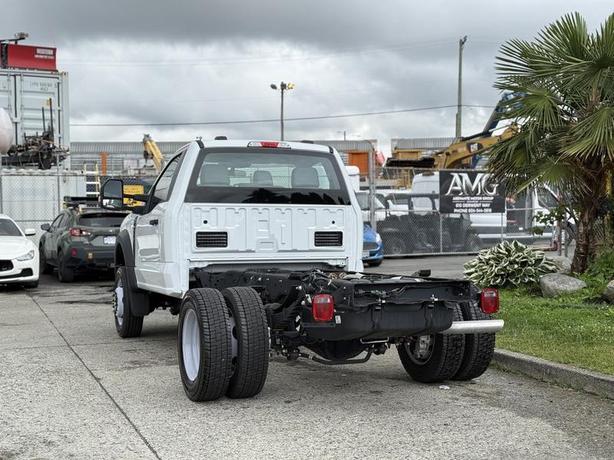 2023 Ford F-450 SD Super Duty XL Regular Cab 145wb Cab and Chassis image 8