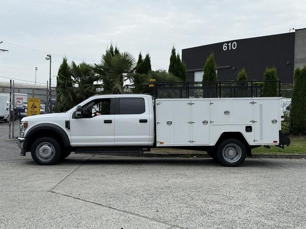 2020 Ford F-550 XLT Crew Cab 4x4 Service Truck image 6