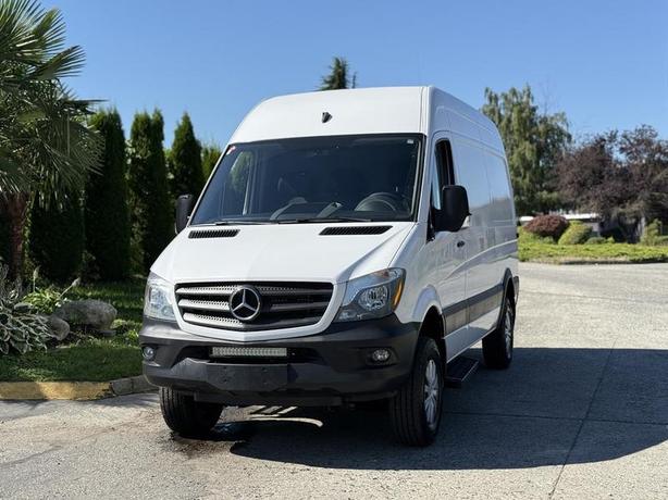 2017 Mercedes-Benz Sprinter 2500 144-in WheelBase 4X4 Cargo Van with Shelving image 4