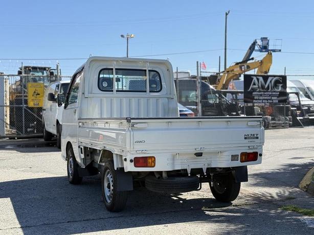 2009 Daihatsu Hijet DM 4x4 Kei Pickup Truck right Hand Drive image 6