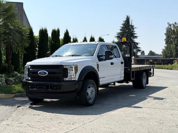 2018 Ford F-550 XL Crew Cab 4x4 Dually Diesel with 12-Foot Flat Deck image 4