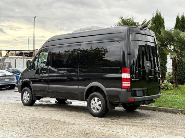 2017 Mercedes-Benz Sprinter 2500 4X4 Diesel 14-Passenger Van image 7
