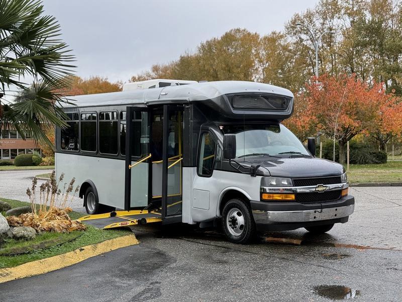 2019 Chevrolet Express 4500 22-Passenger Wheelchair Accessible Bus display photo