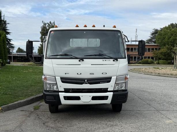 2014 Mitsubishi Fuso FE Flat Deck High Rail with Tommy Power Tailgate Diesel image 3