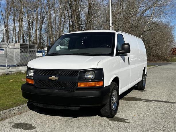 2015 Chevrolet Express 2500 Cargo Van Extended with Rear Shelving image 4