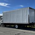 2016 Freightliner M2 106 26 Foot Cube Van Cummins Diesel Air Brakes with Loading thumbnail image 7