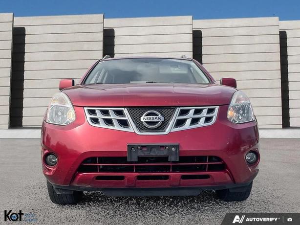 2011 NISSAN ROGUE image 2