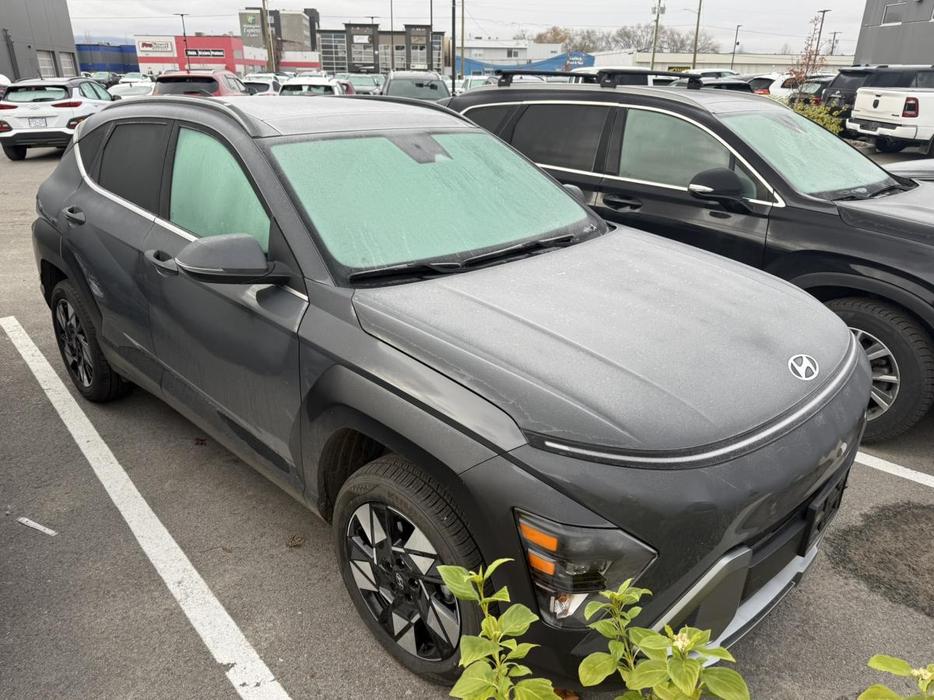 2024 Hyundai Kona Preferred NO ACCIDENT! LOW KMS! ONE OWNER! LIKE NEW! display photo