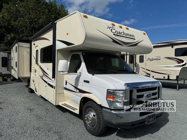 Used 2014 Coachmen RV Freelander 32BH Ford 450 image 1