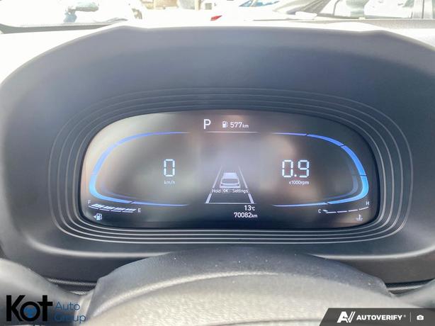 2023 Hyundai Venue Preferred HEATED SEATS & STEERING WHEEL! BACKUP CAMERA! BLUET image 8