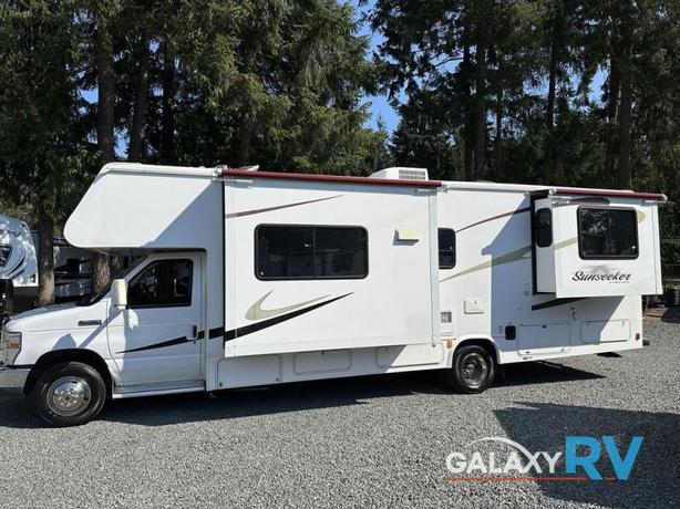 Used 2010 Forest River RV Sunseeker 2860DSFord image 7