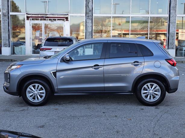 2023 Mitsubishi RVR SE - No Accidents, One Owner, Heated Seats image 8