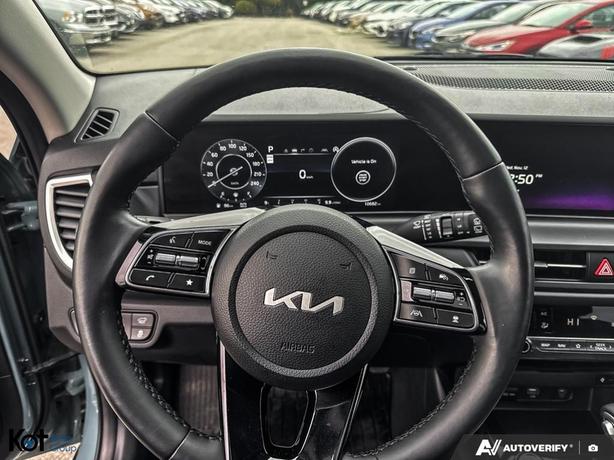 2025 Kia Seltos LX ONE OWNER! NO ACCIDENT! BACKUP CAMERA! HEATED SEATS! image 7