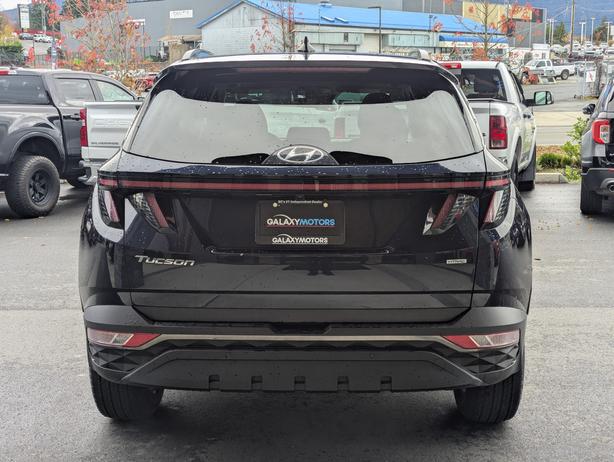 2023 Hyundai Tucson Urban Edition - No Accidents, Sunroof, AWD, NAV image 7