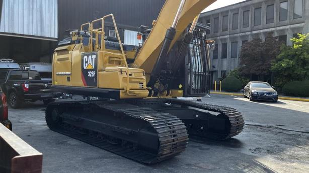 2018 Caterpillar 326F L Excavator image 8