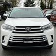 2018 Toyota Highlander thumbnail image 3