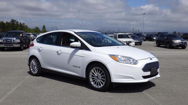 2016 Ford Focus Electric image 1