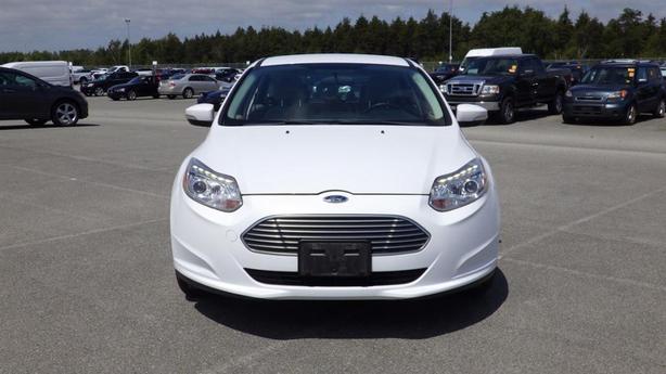 2016 Ford Focus Electric image 3