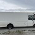 2011 Ford Econoline E450 Cargo Step Van 16 Foot With Rear Shelvings thumbnail image 6