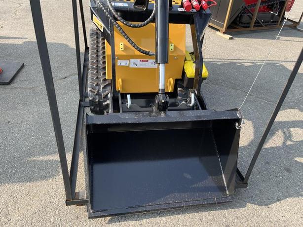 2025 AGT INDUSTRIAL MX-MZT14 RUBBER TRACK RIDE ON MINI SKID STEER (New) image 8