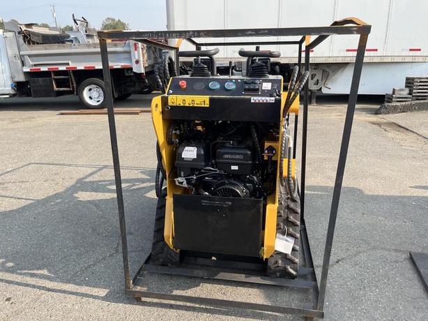 2025 AGT INDUSTRIAL MX-MZT14 RUBBER TRACK RIDE ON MINI SKID STEER (New) image 4