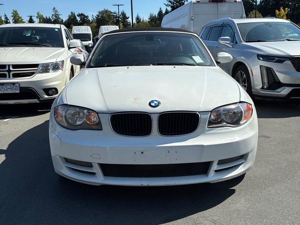2008 BMW 1 Series 2dr Cabriolet 128i | Soft Top | Keyless Entry! image 2