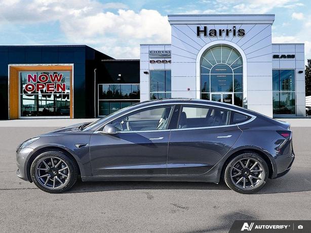 2019 Tesla Model 3 Standard Range Plus | Autopilot! image 3