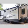 Used 2022 Keystone RV Montana High Country 331RL thumbnail image 3
