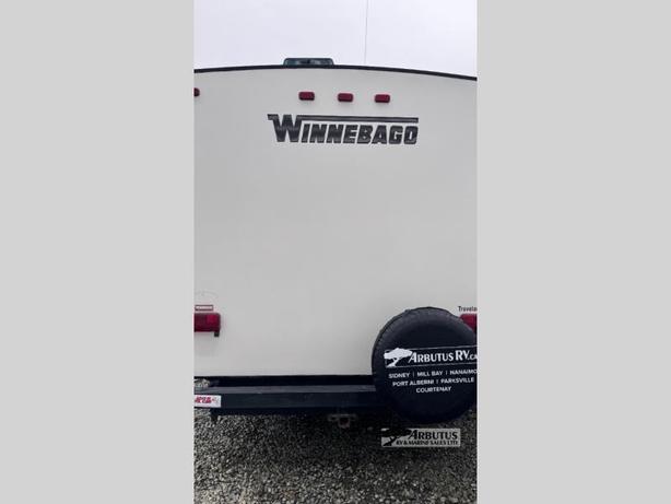 Used 2014 Winnebago Minnie Winnie 1801FB image 6