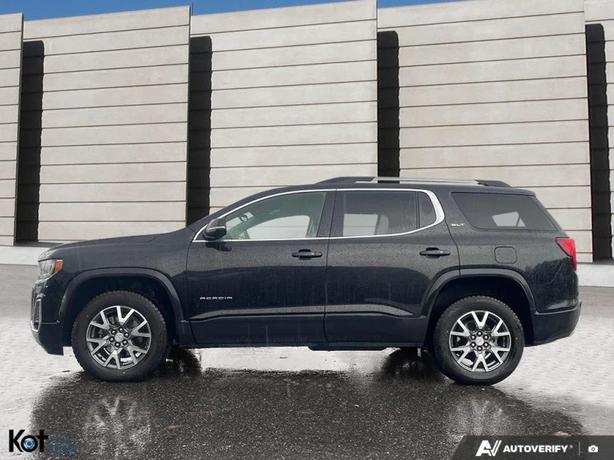 2023 GMC ACADIA image 3