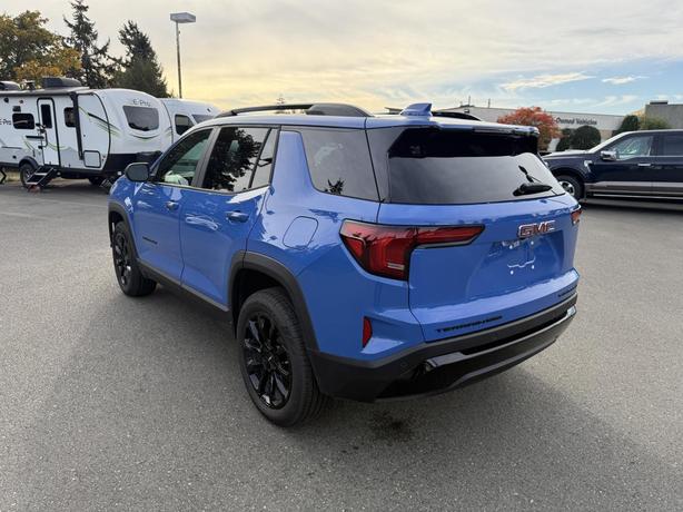 2025 GMC Terrain Awd Elevation image 3