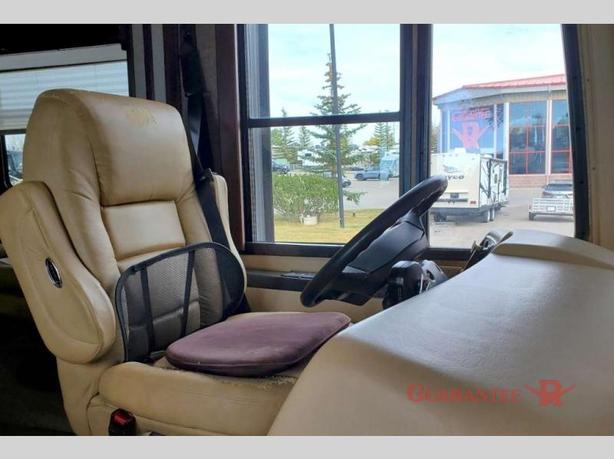 Used 2011 Newmar Mountainaire 4333 image 7