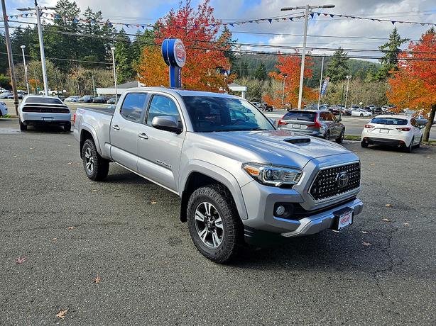 2018 Toyota  Tacoma TRD Sport image 2