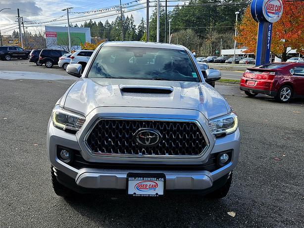 2018 Toyota  Tacoma TRD Sport image 3