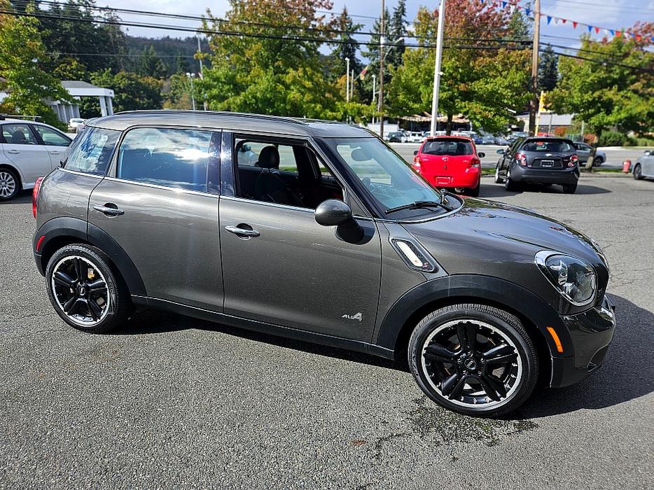 2013 Mini  Cooper Countryman S ALL4 display photo