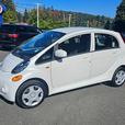 2014 Mitsubishi i-MiEV ES thumbnail image 2