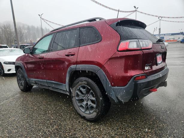 2019 Jeep Cherokee Trailhawk | Loaded! | Cold Weather Package | SafetyTec Packag image 4