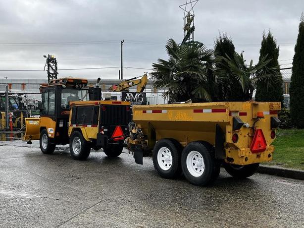 2015 Camoplast SW 4S MT6 Articulating Plow Diesel with Sander Trailer image 7