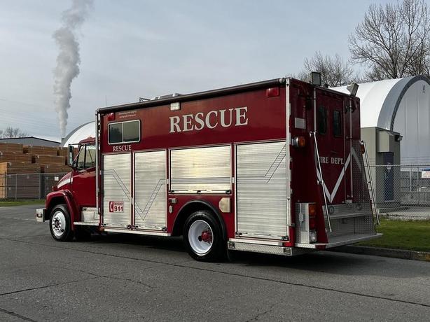 1994 Freightliner FL80 Rescue Fire Truck Diesel image 7