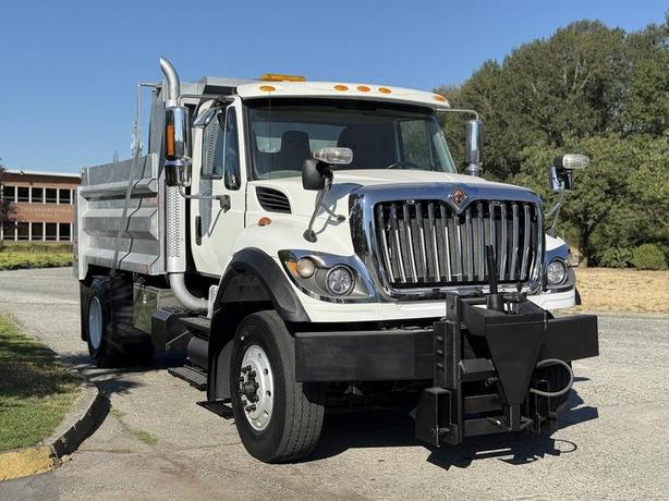 2011 International Workstar 7400 Diesel Air Brakes Dump Truck with Plow Attachme image 2
